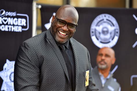 Shaquille O'Neal Delivers Emotional Tribute to His .